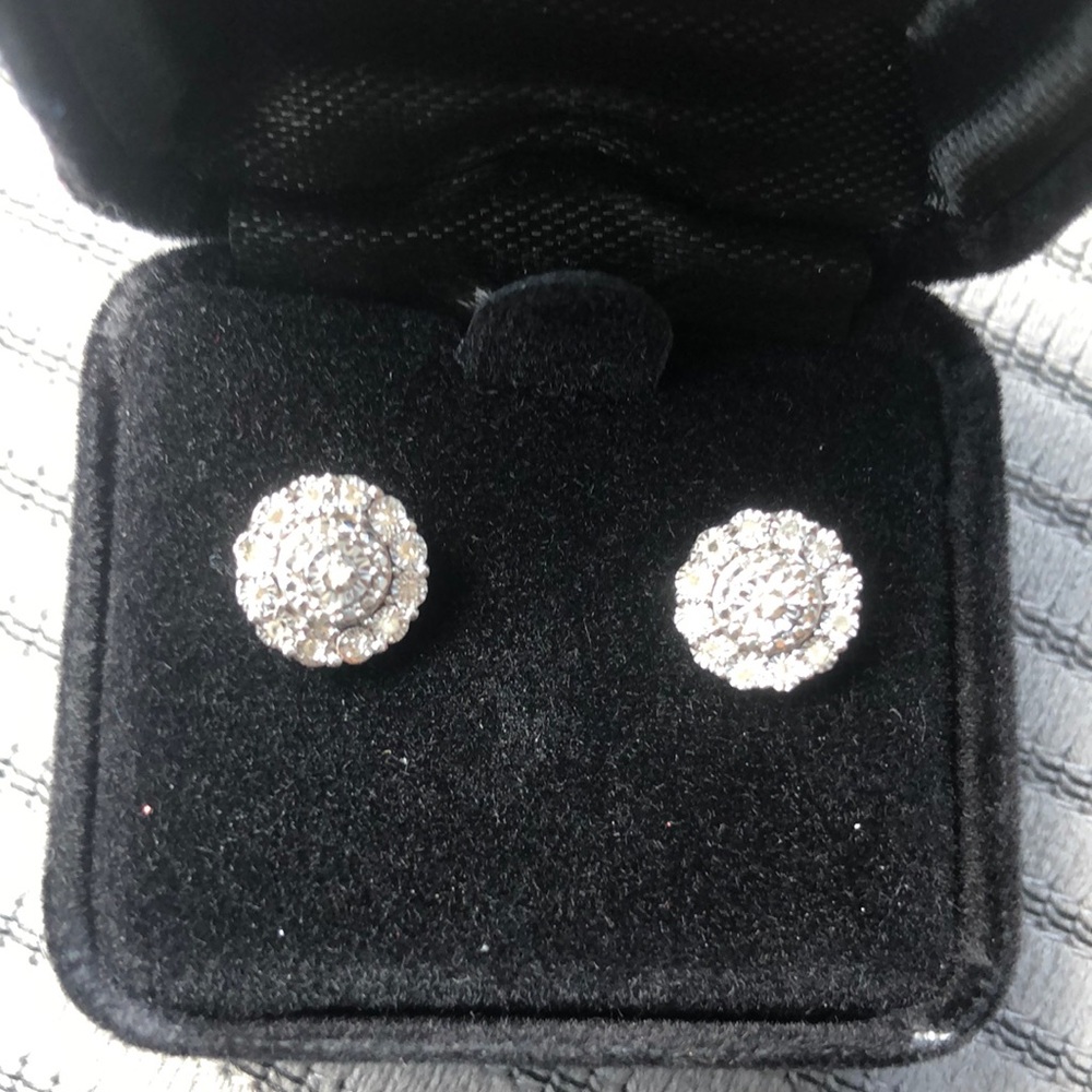 Diamond stud earrings